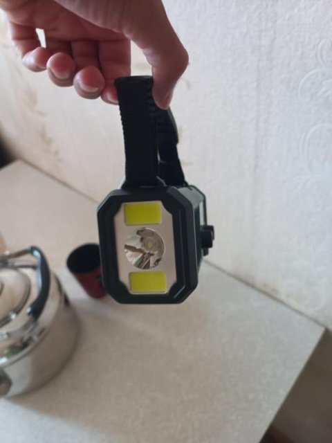 Customer photo of the emergency radio